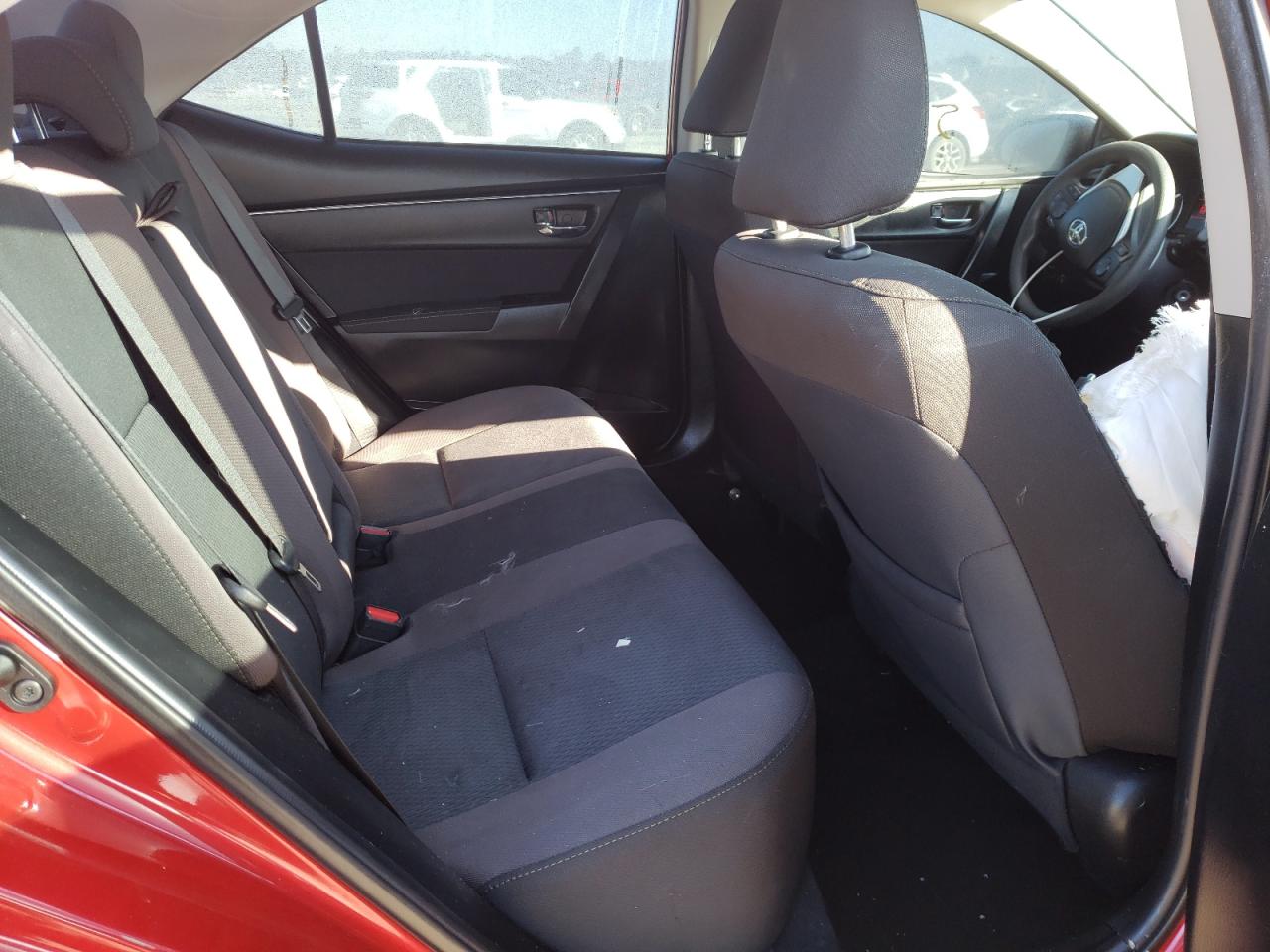 Photo 6 from auction – 2019 TOYOTA COROLLA L with VIN 2T1BURHE5KC157758