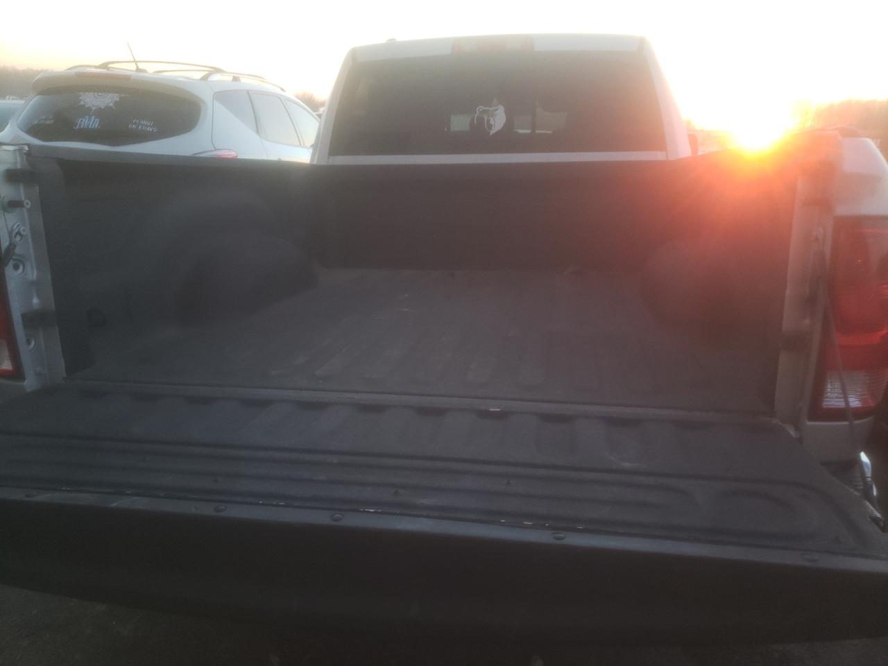Photo 9 from auction – 2015 RAM 1500 SLT with VIN 1C6RR6GG7FS623087