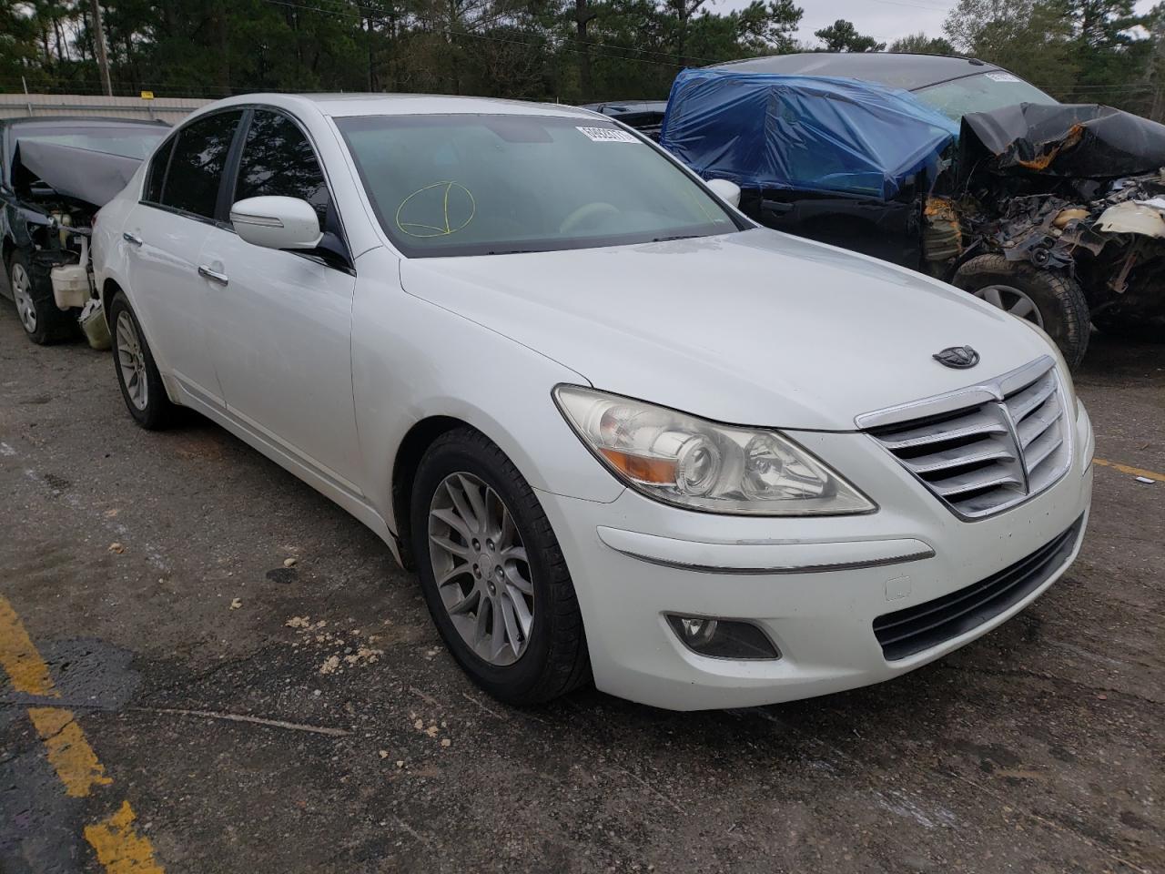 Photo 1 from auction – 2011 HYUNDAI GENESIS 3. with VIN KMHGC4DE9BU128294