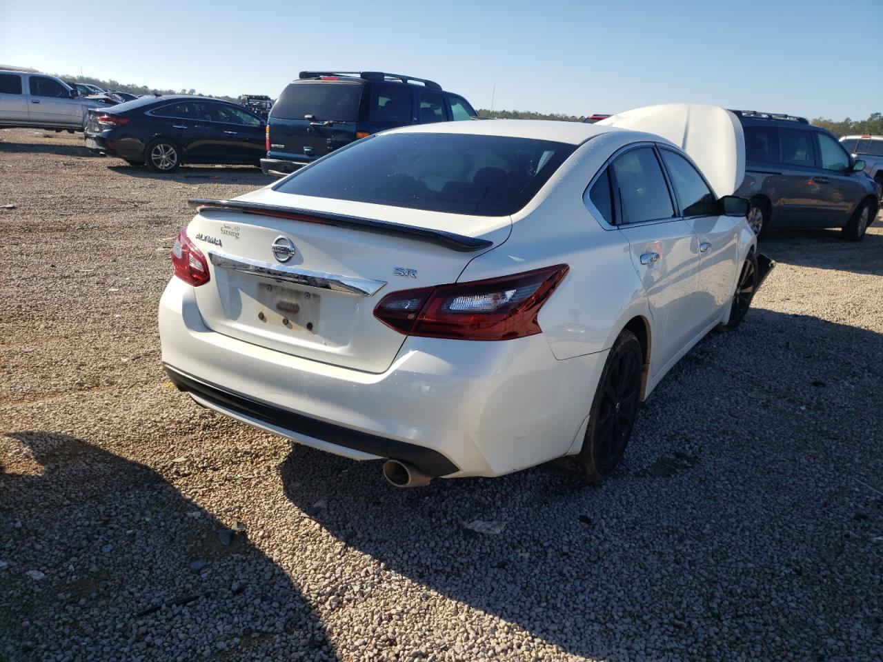 Photo 4 from auction – 2017 NISSAN ALTIMA 2.5 with VIN 1N4AL3AP9HC229527