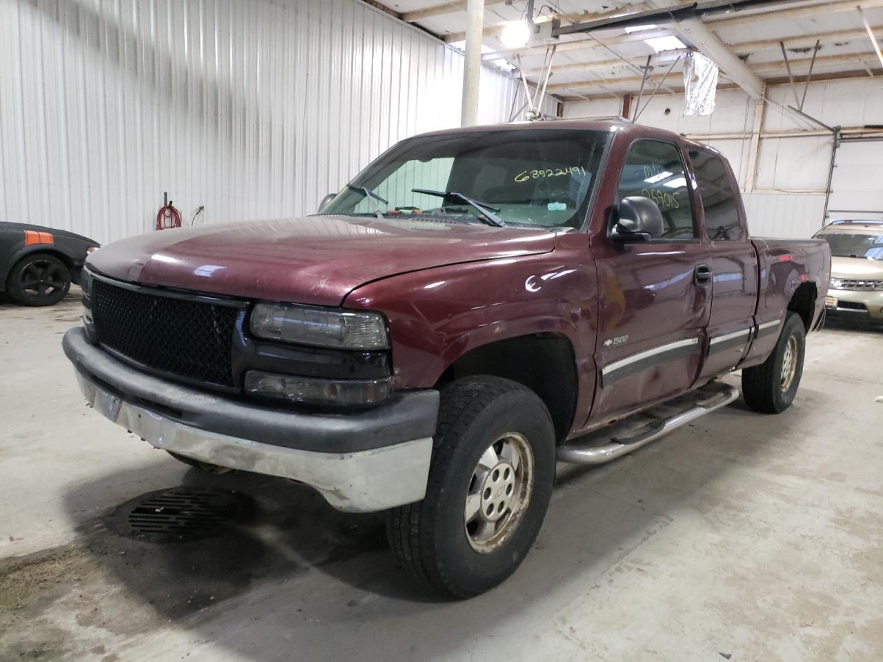Photo 2 from auction – 2002 CHEVROLET SILVERADO with VIN 2GCEK19T921333114