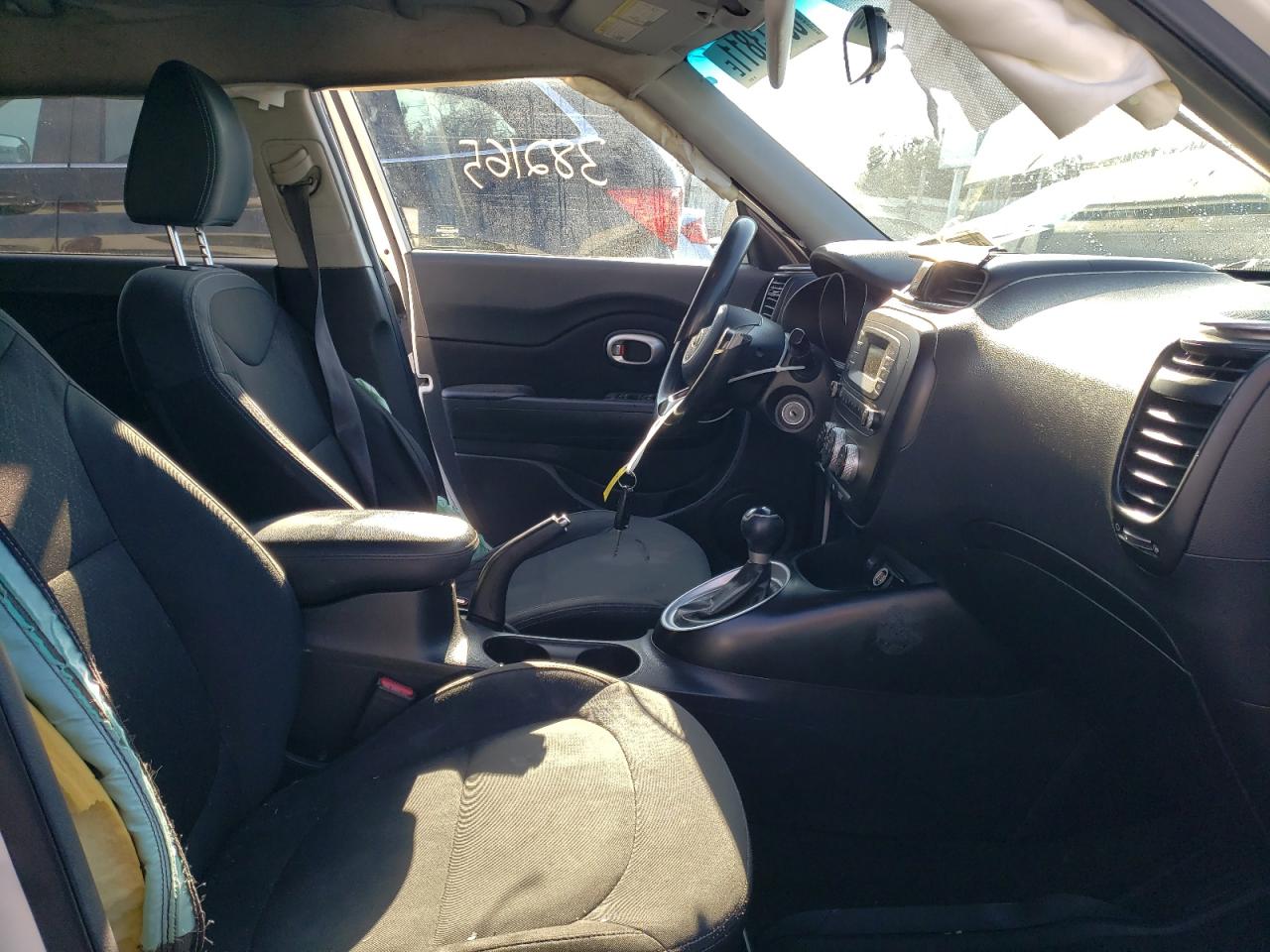 Photo 5 from auction – 2014 KIA SOUL with VIN KNDJN2A26E7066374