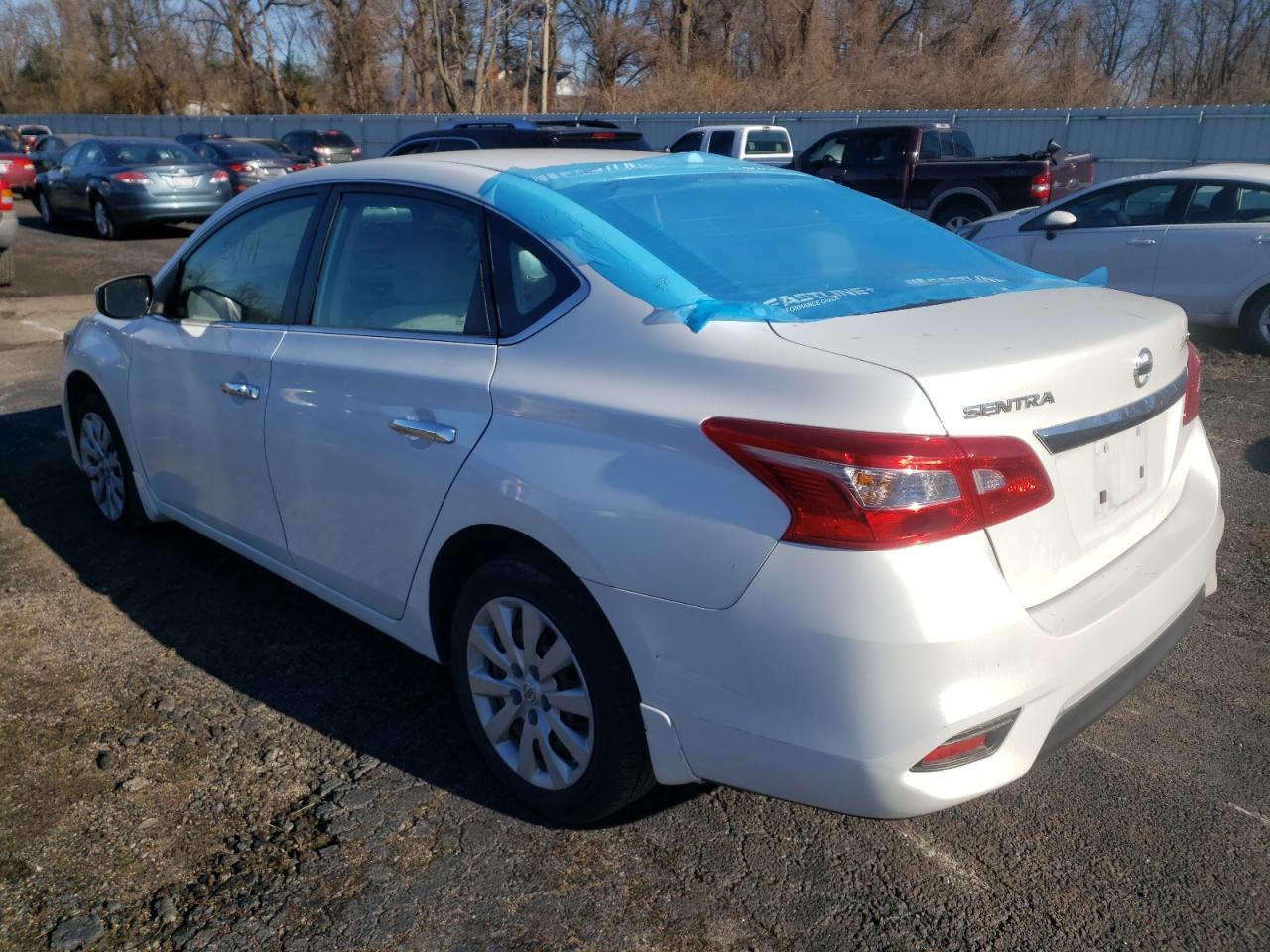 Photo 3 from auction – 2016 NISSAN SENTRA S with VIN 3N1AB7AP5GY245656