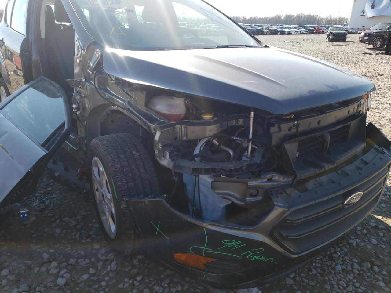 Photo 9 from auction – 2017 FORD ESCAPE S with VIN 1FMCU0F73HUC18441