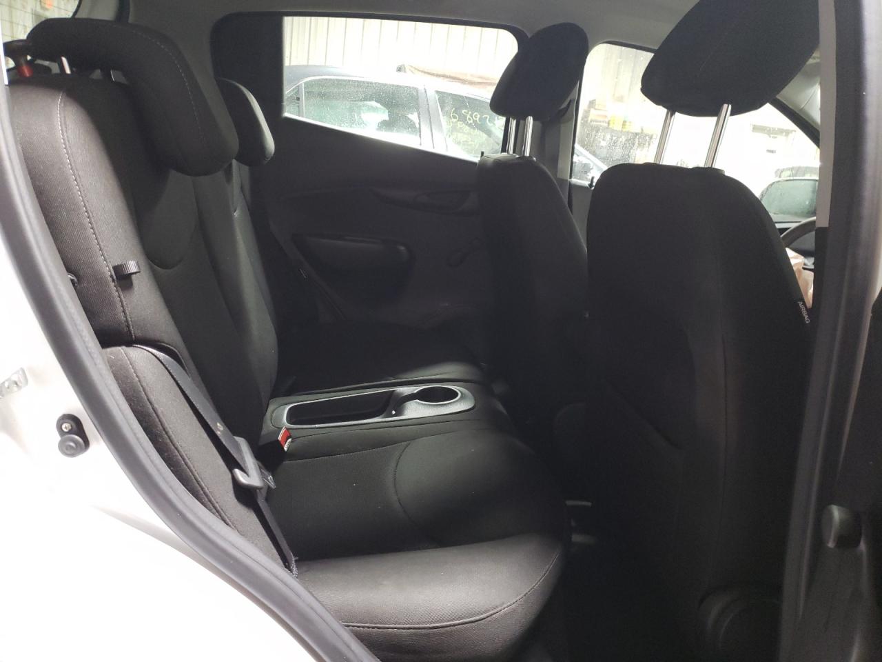Photo 6 from auction – 2016 CHEVROLET SPARK LS with VIN KL8CB6SA1GC588184