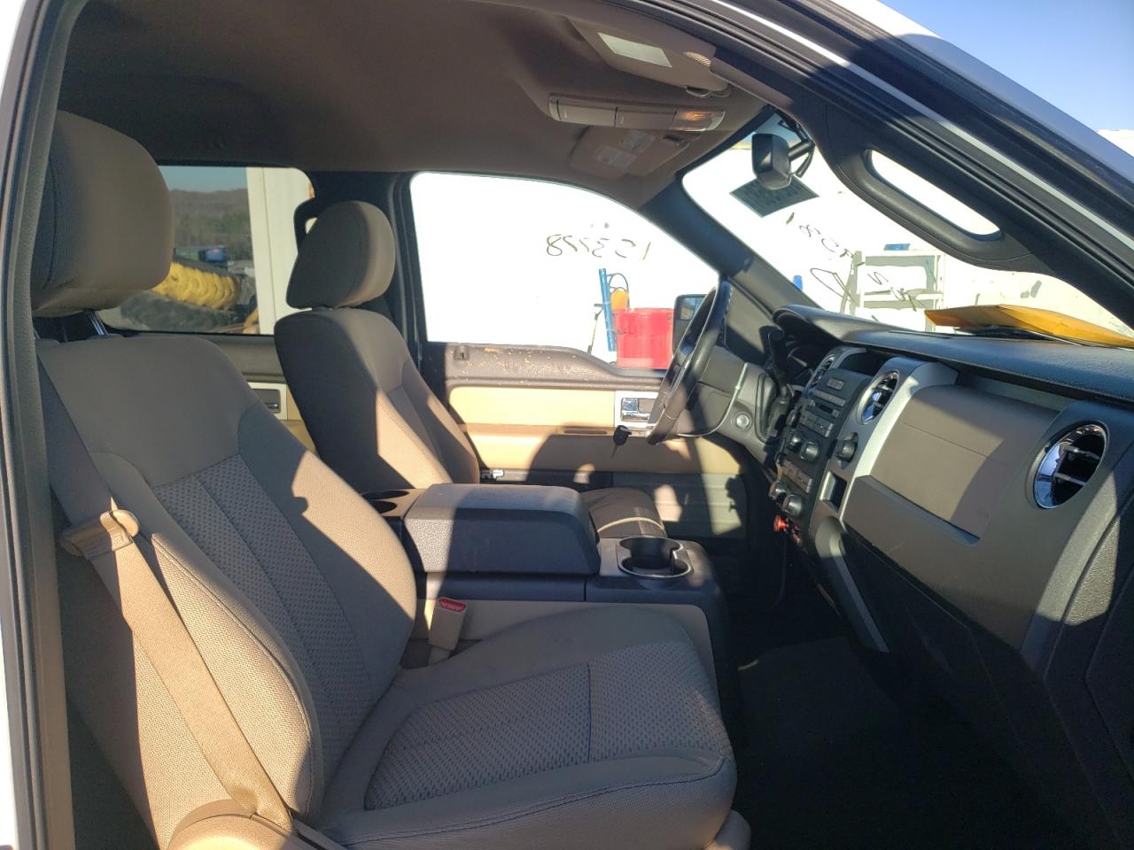 Photo 5 from auction – 2011 FORD F150 SUPER with VIN 1FTFW1ET8BFC09469