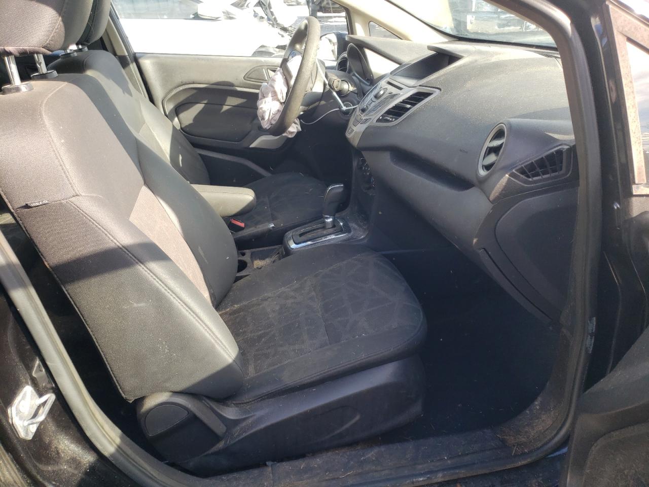 Photo 5 from auction – 2012 FORD FIESTA SE with VIN 3FADP4EJ7CM157618