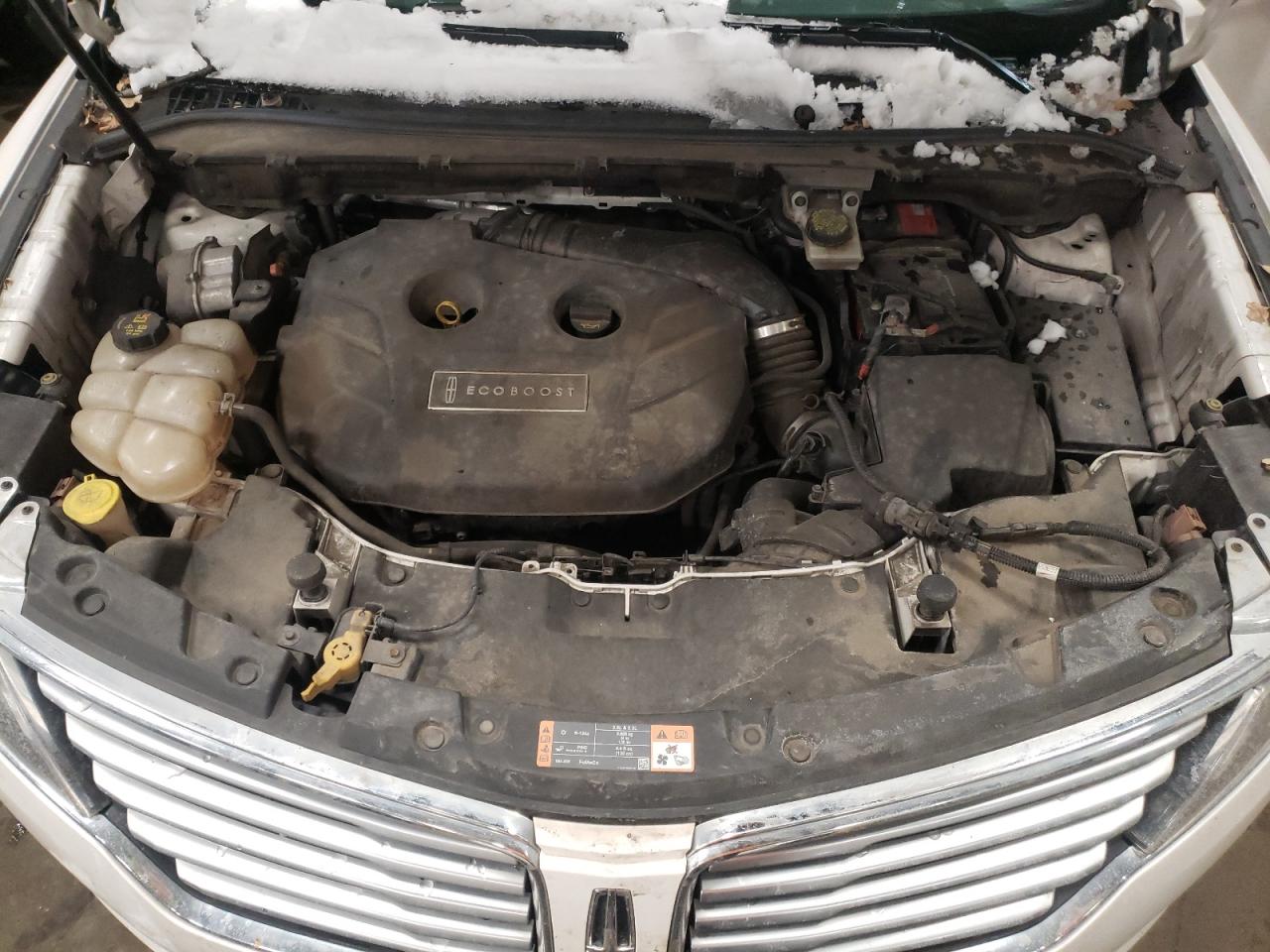 Photo 7 from auction – 2015 LINCOLN MKC with VIN 5LMCJ2A93FUJ02678