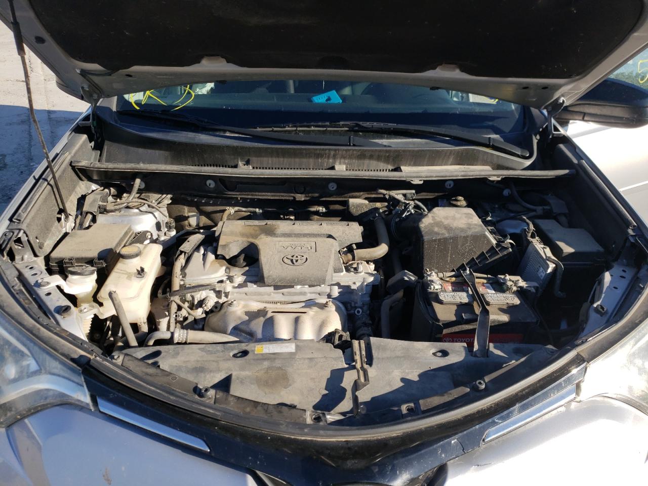 Photo 7 from auction – 2017 TOYOTA RAV4 LE with VIN 2T3ZFREV5HW355722