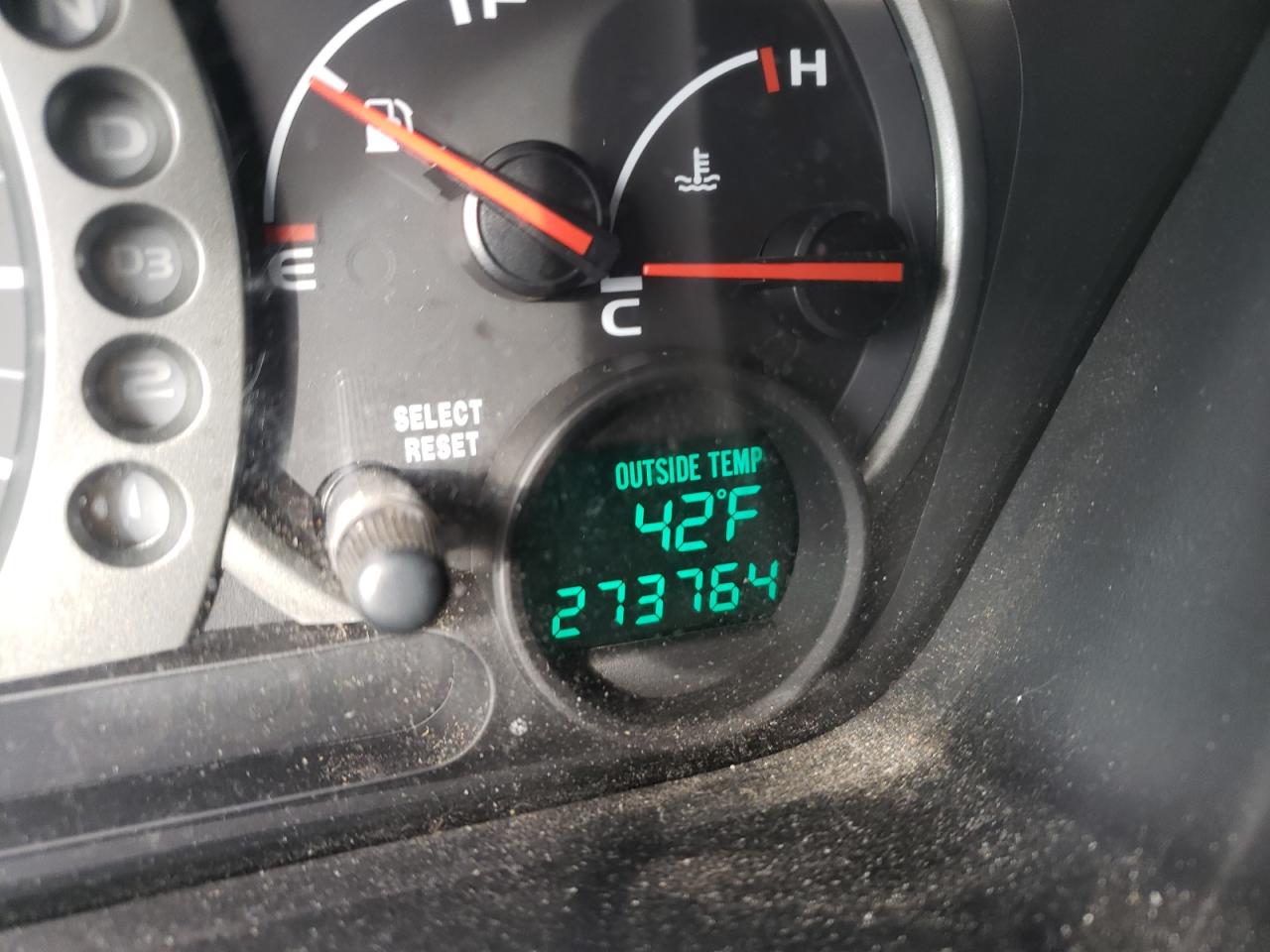 Photo 8 from auction – 2004 HONDA PILOT with VIN 2HKYF18494H610017