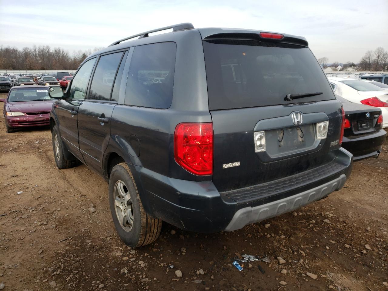 Photo 3 from auction – 2004 HONDA PILOT with VIN 2HKYF18494H610017