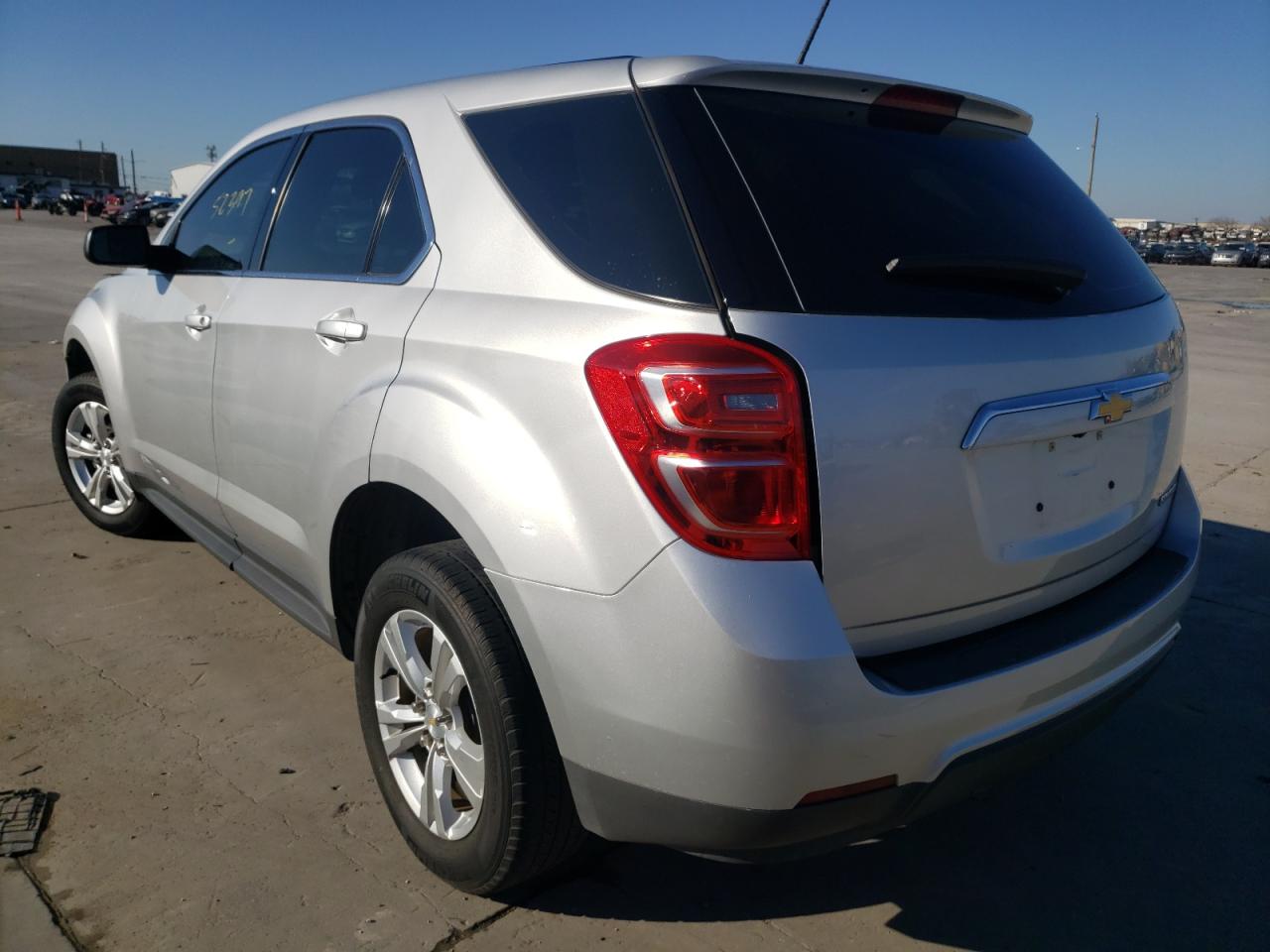 Photo 3 from auction – 2016 CHEVROLET EQUINOX LS with VIN 2GNALBEK2G1163370