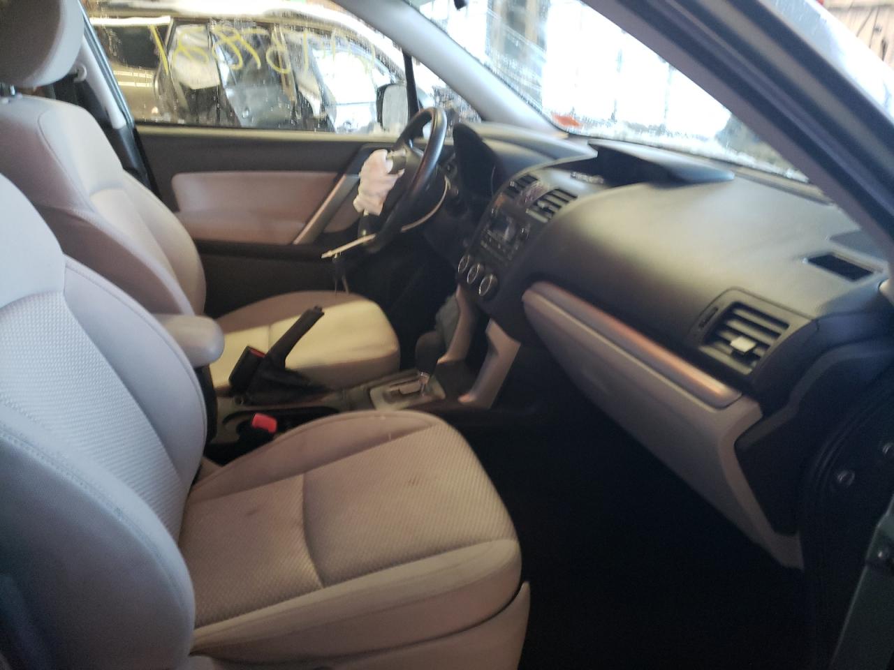 Photo 5 from auction – 2015 SUBARU FORESTER 2 with VIN JF2SJADC8FH401954