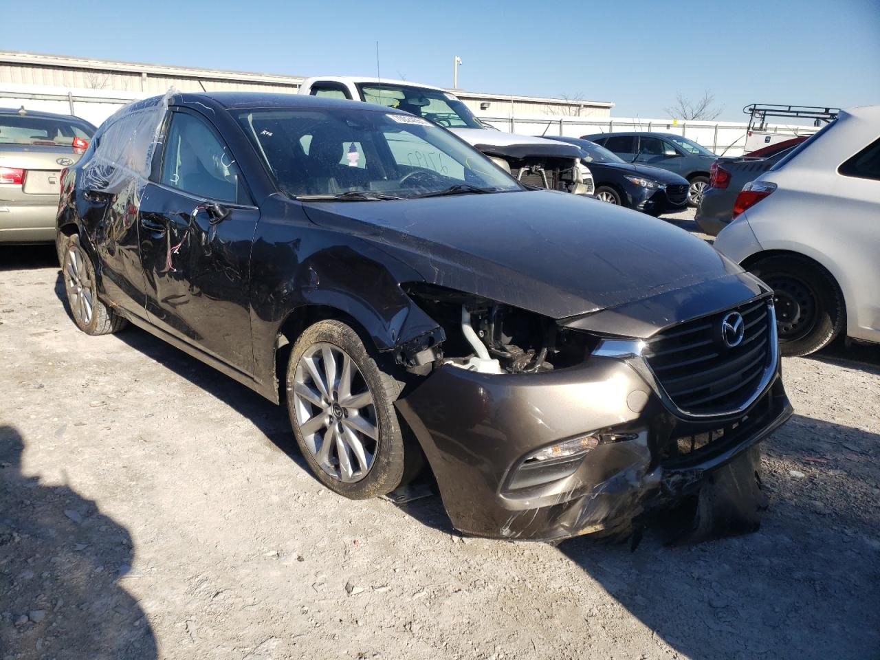 Photo 1 from auction – 2017 MAZDA 3 TOURING with VIN 3MZBN1L73HM122723