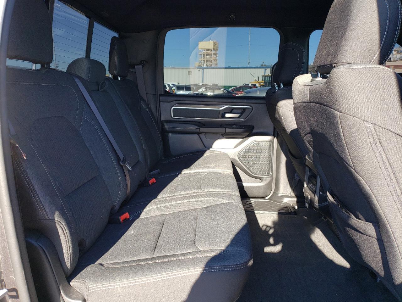 Photo 6 from auction – 2020 RAM 1500 BIG H with VIN 1C6RREFG2LN354423
