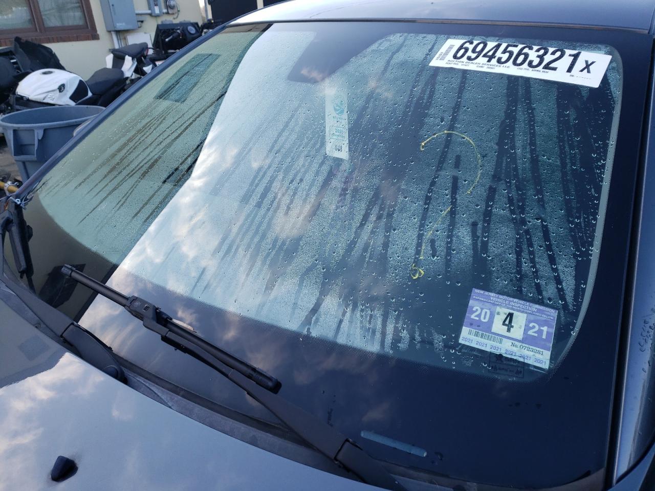 Photo 9 from auction – 2010 VOLVO C30 with VIN YV1390MS7A2486434