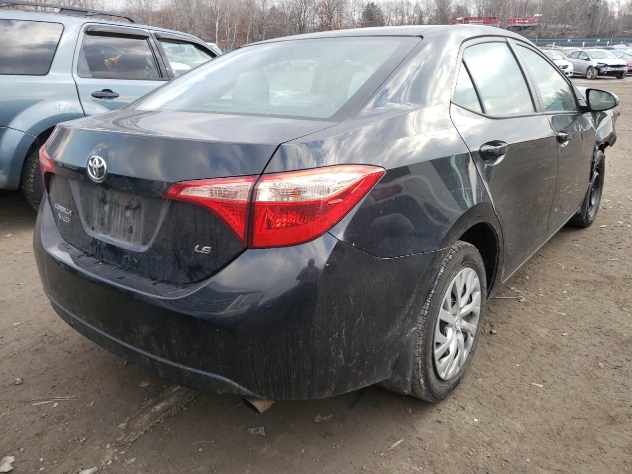 Photo 4 from auction – 2017 TOYOTA COROLLA L with VIN 2T1BURHE5HC822117