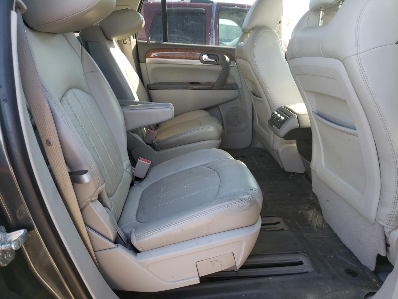 Photo 6 from auction – 2012 BUICK ENCLAVE with VIN 5GAKRCEDXCJ388222
