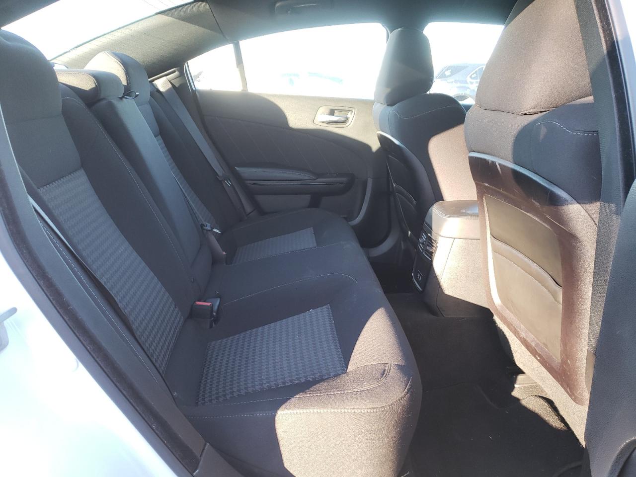 Foto 6 de la subasta – 2019 DODGE CHARGER R/ con VIN 2C3CDXCT8KH652805