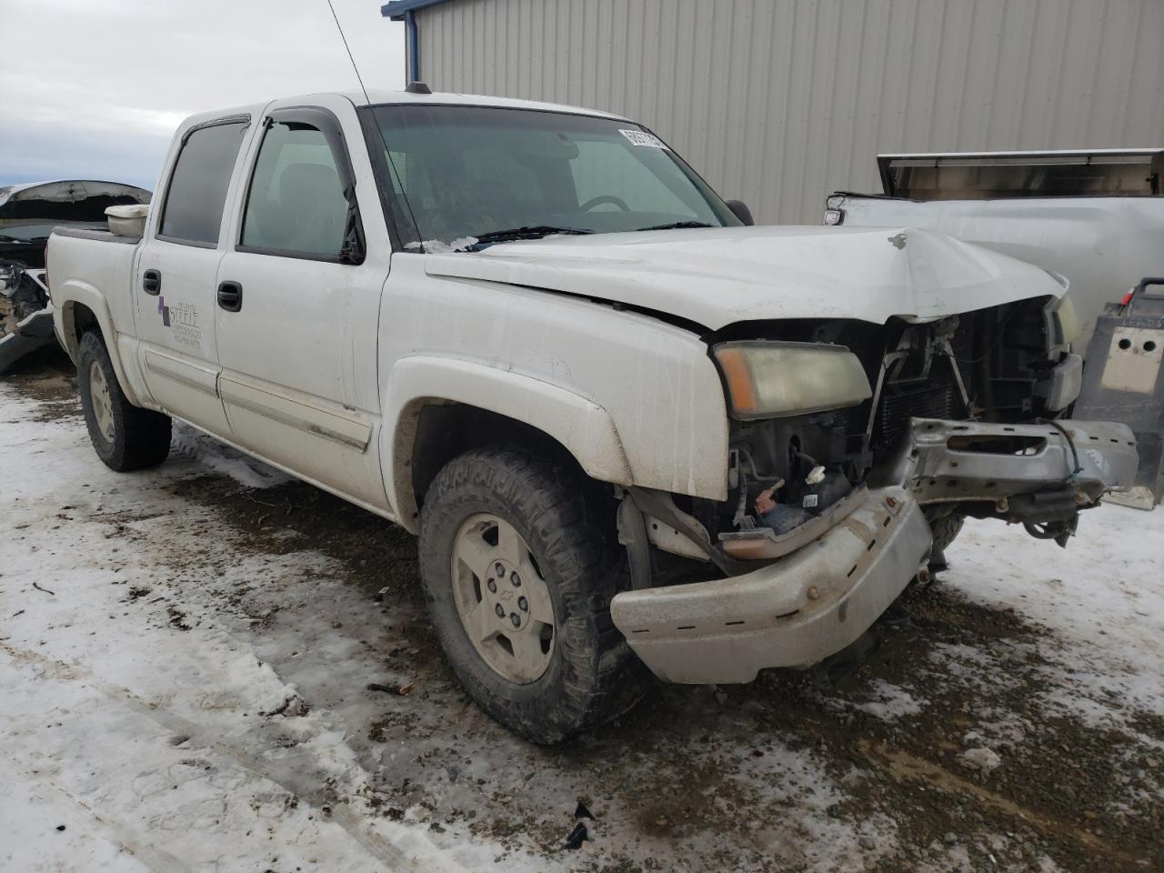 CHEVROLET SILVERADO 2004 with VIN 2GCEK13T441430202 - Photo from auction