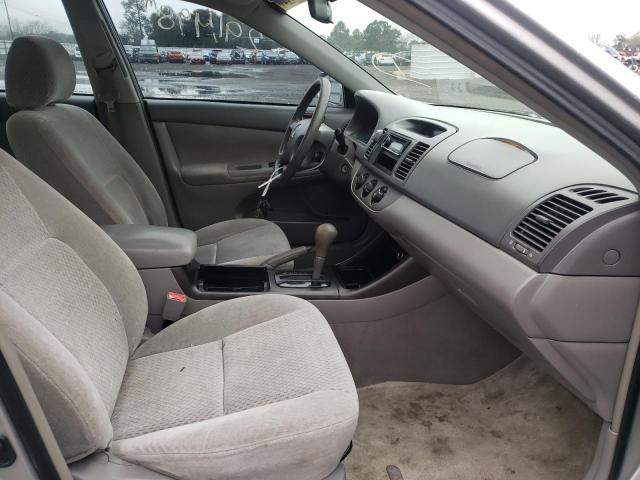Photo 5 from auction – 2002 TOYOTA CAMARY with VIN 4T1BE32K12U636931