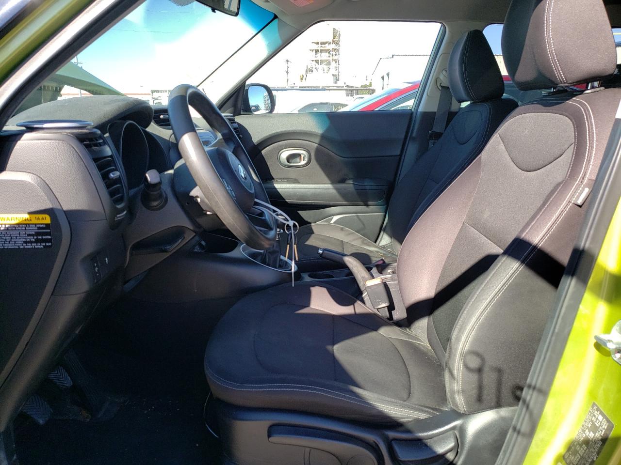 Photo 5 from auction – 2016 KIA SOUL with VIN KNDJN2A26G7817833