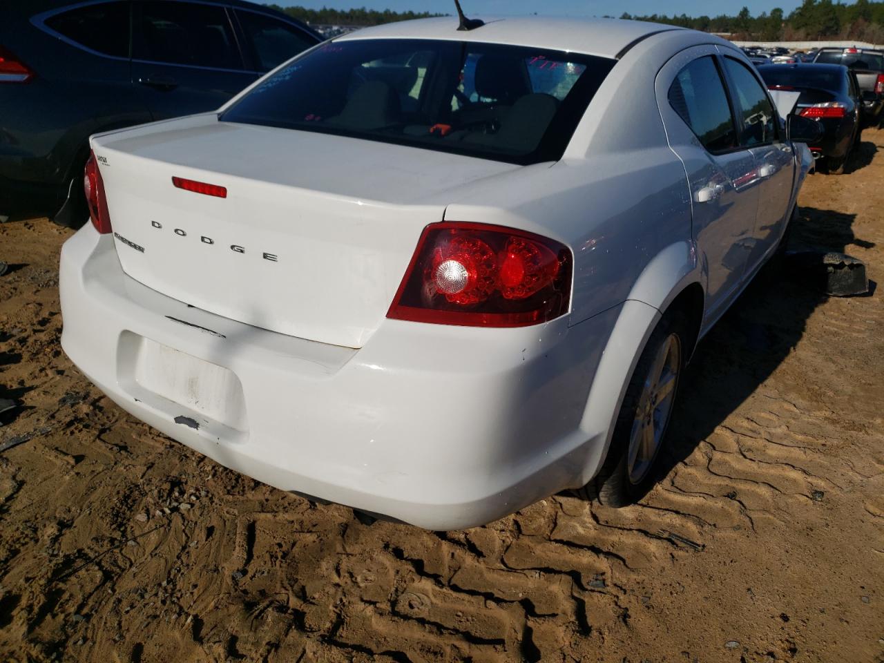 Photo 4 from auction – 2013 DODGE AVENGER SE with VIN 1C3CDZAB8DN643330