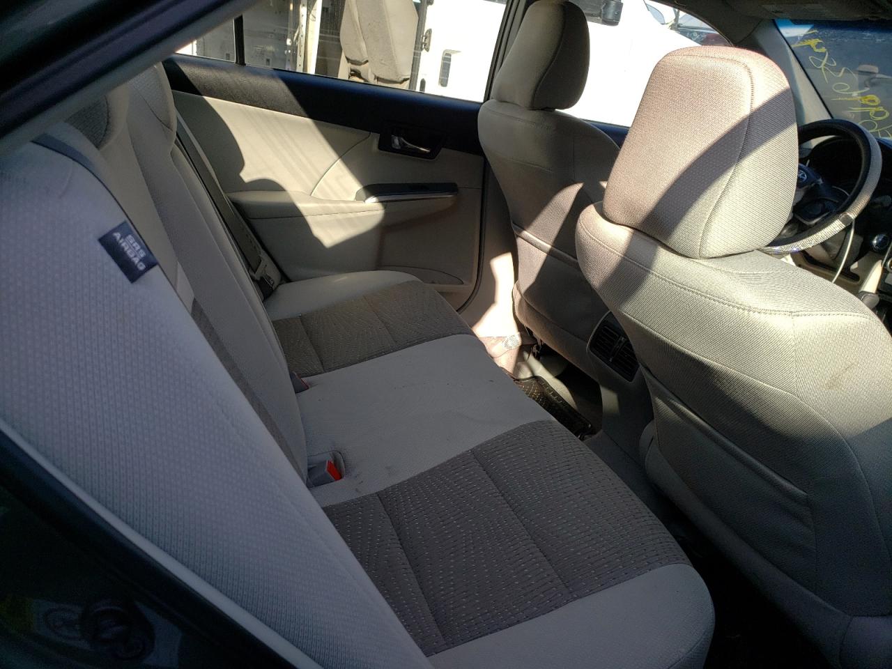 Photo 6 from auction – 2014 TOYOTA CAMRY HYBR with VIN 4T1BD1FK2EU103444