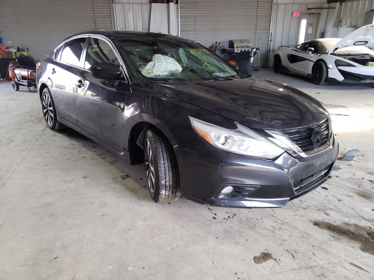 NISSAN ALTIMA 2.5 2017 with VIN 1N4AL3AP8HC257464 - Photo from auction