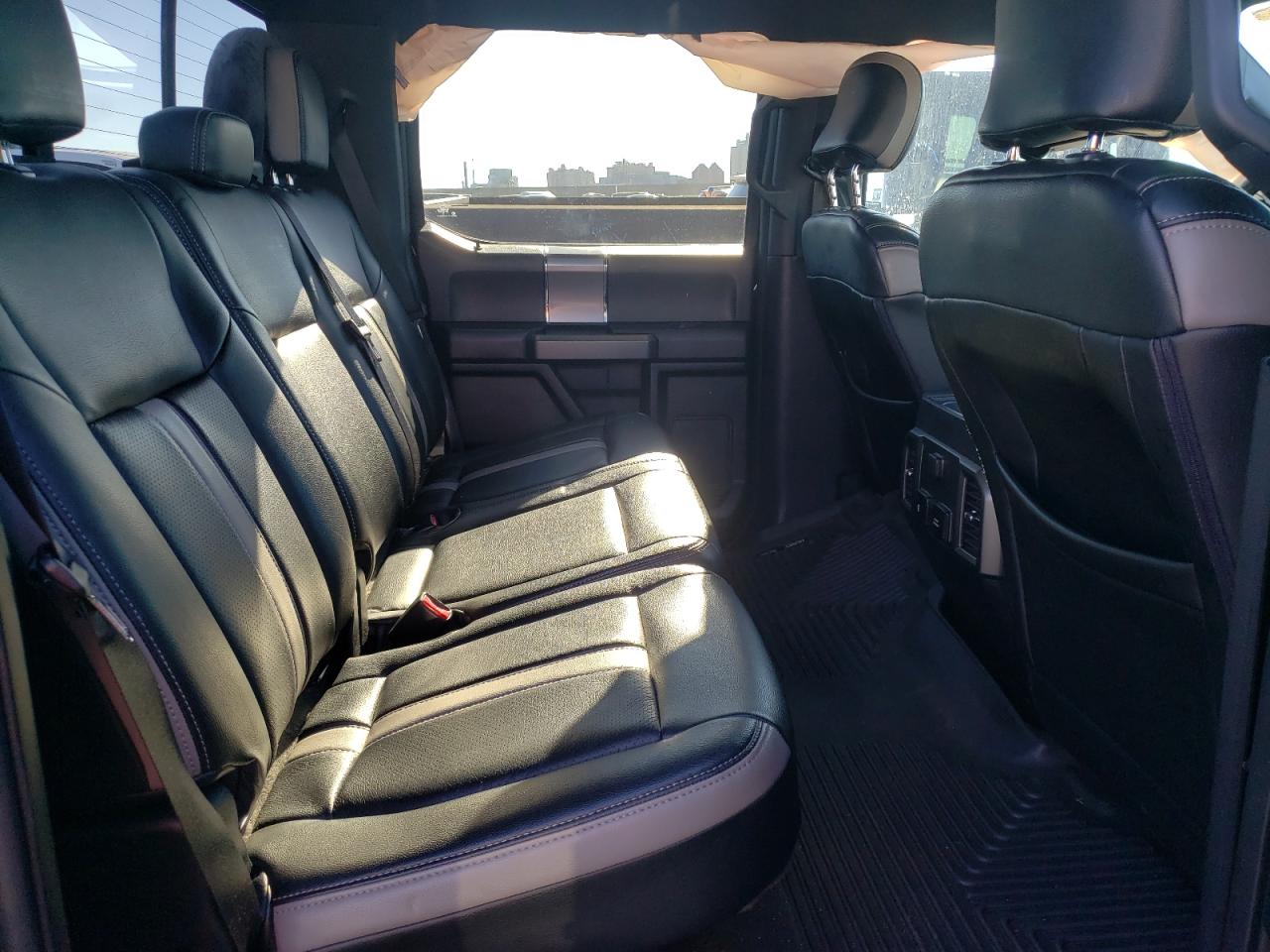 Photo 6 from auction – 2017 FORD F150 SUPER with VIN 1FTEW1EP4HFB65378