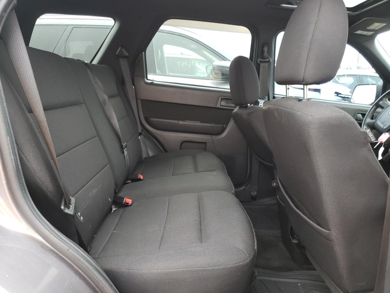 Photo 6 from auction – 2009 FORD ESCAPE XLT with VIN 1FMCU03G59KB40097
