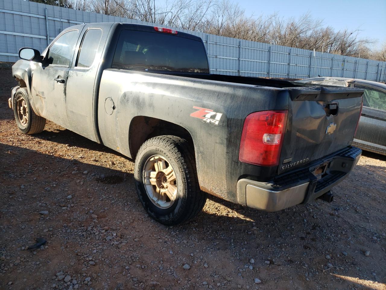 Photo 3 from auction – 2011 CHEVROLET SILVERADO with VIN 1GCRKTE3XBZ241018