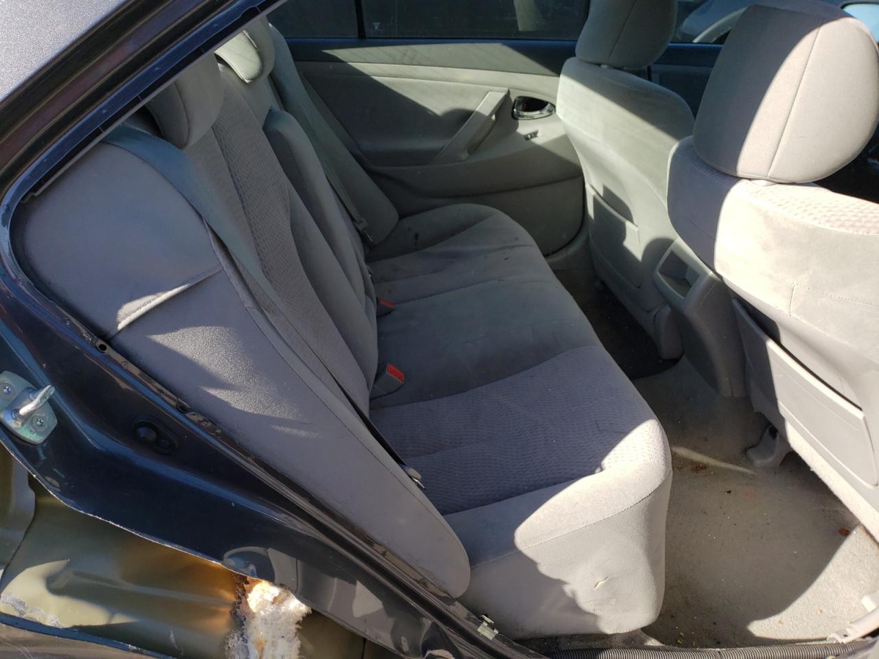 Photo 6 from auction – 2011 TOYOTA CAMRY BASE with VIN 4T4BF3EKXBR146003