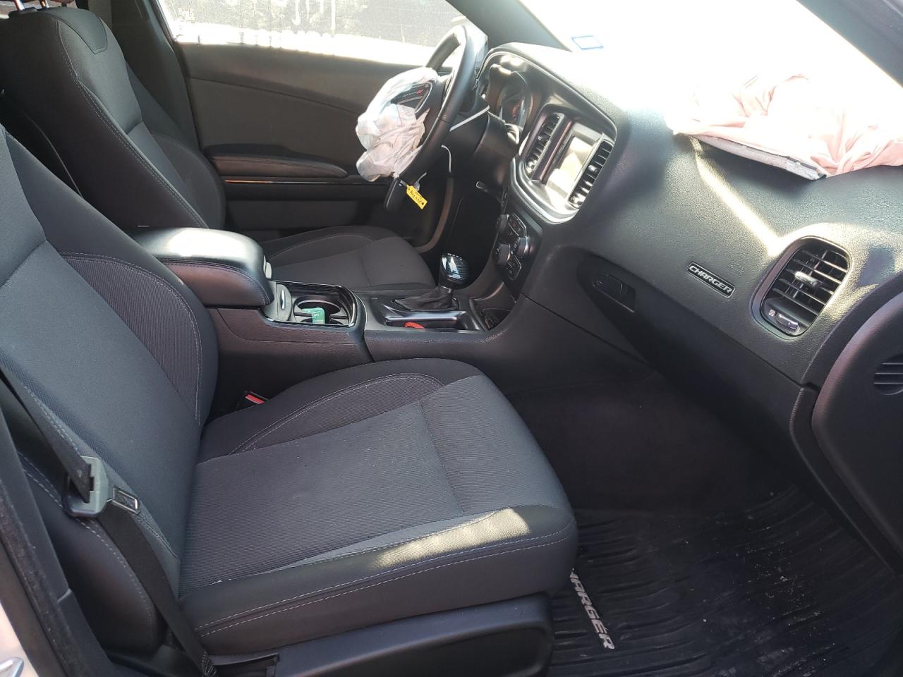 Photo 5 from auction – 2017 DODGE CHARGER SE with VIN 2C3CDXBG0HH504628