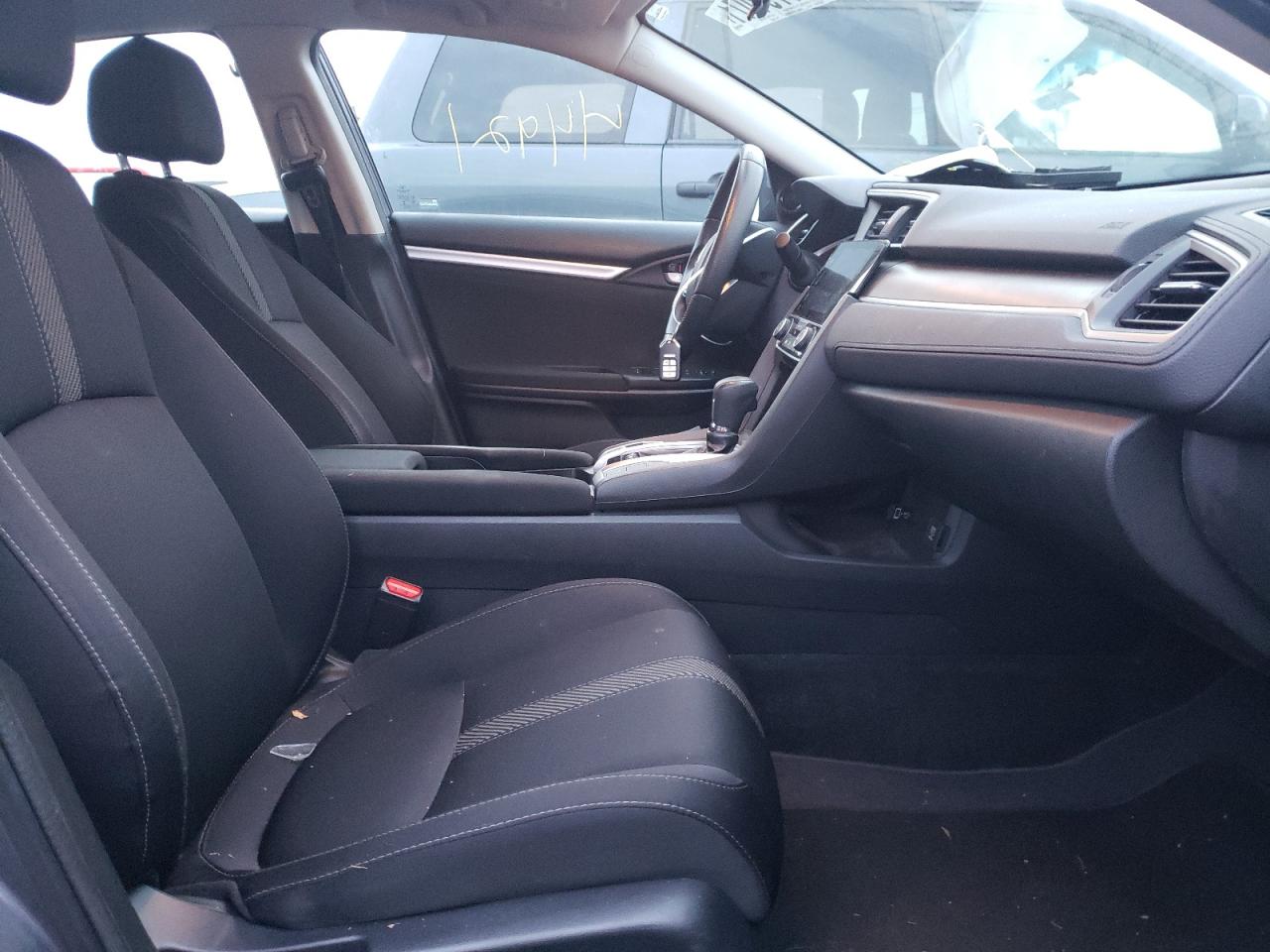 Foto 5 de la subasta – 2016 HONDA CIVIC EX con VIN 2HGFC2F79GH534039