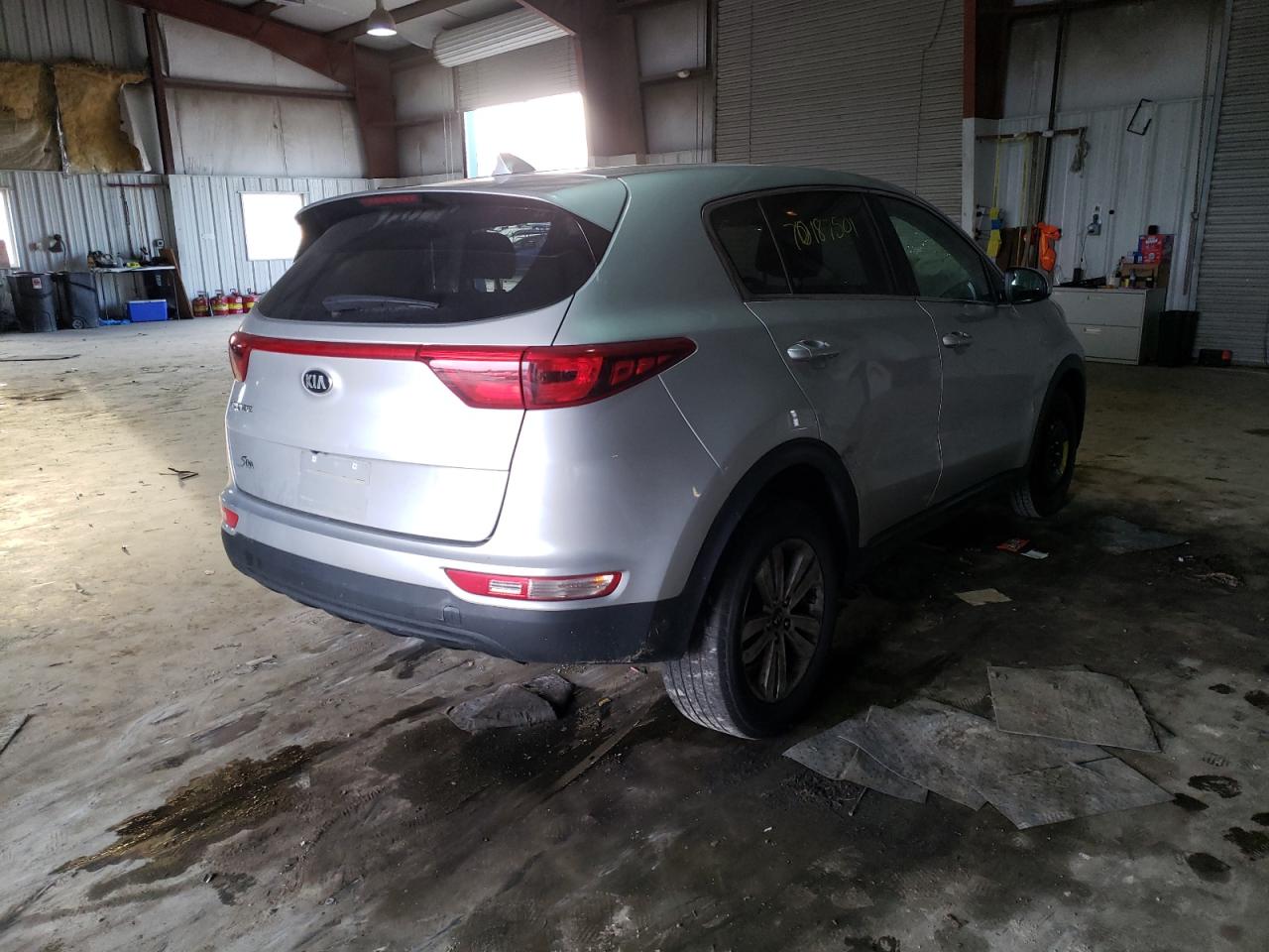 Photo 4 from auction – 2017 KIA SPORTAGE L with VIN KNDPMCAC7H7186796