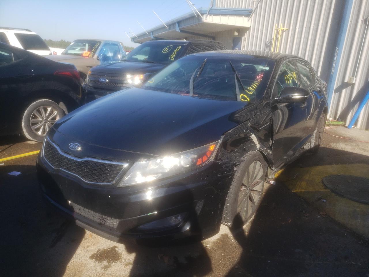 Foto 2 de la subasta – 2012 KIA OPTIMA SX con VIN 5XXGR4A68CG001835