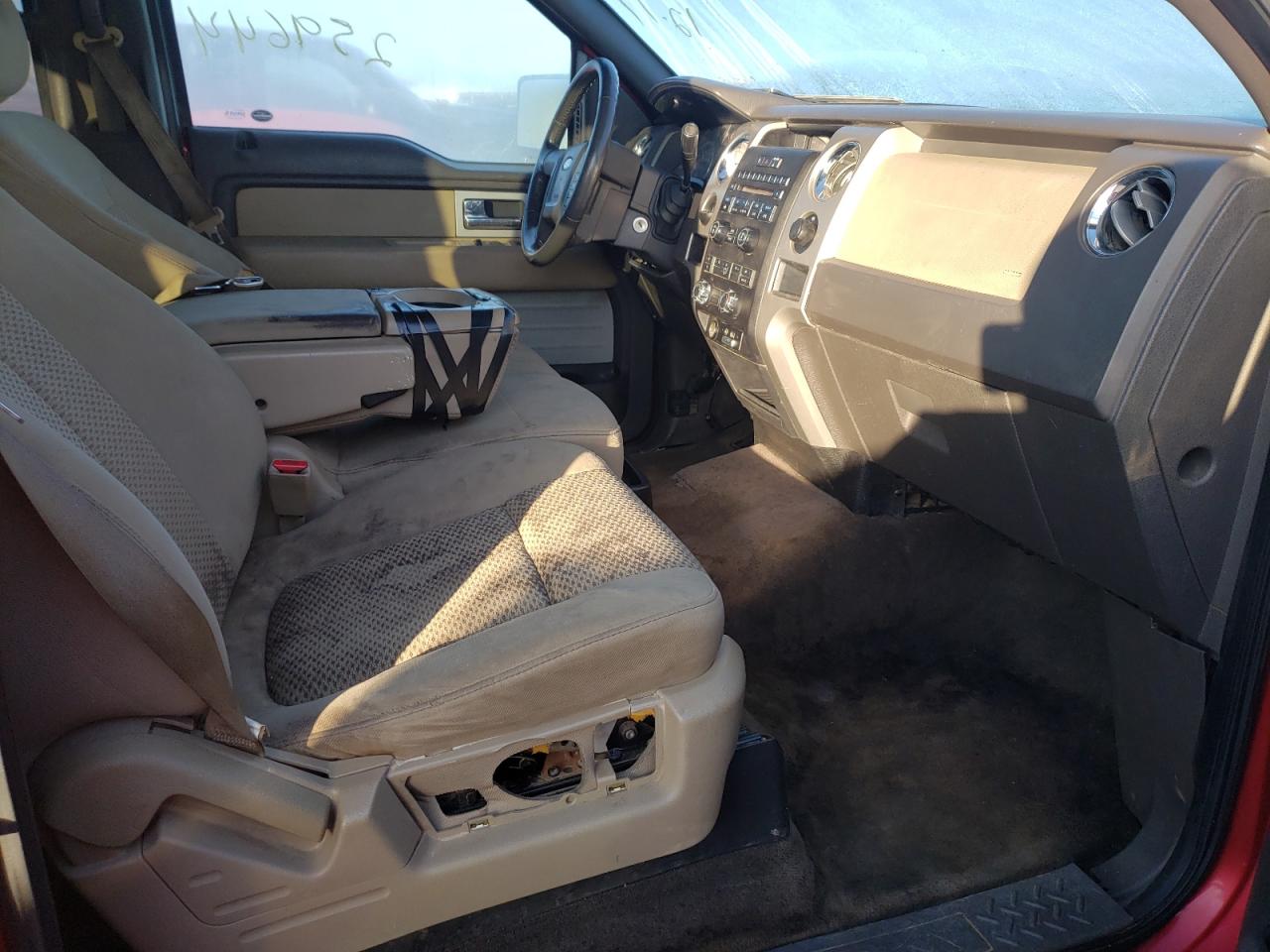 Photo 5 from auction – 2010 FORD F150 SUPER with VIN 1FTEW1C84AFC90494