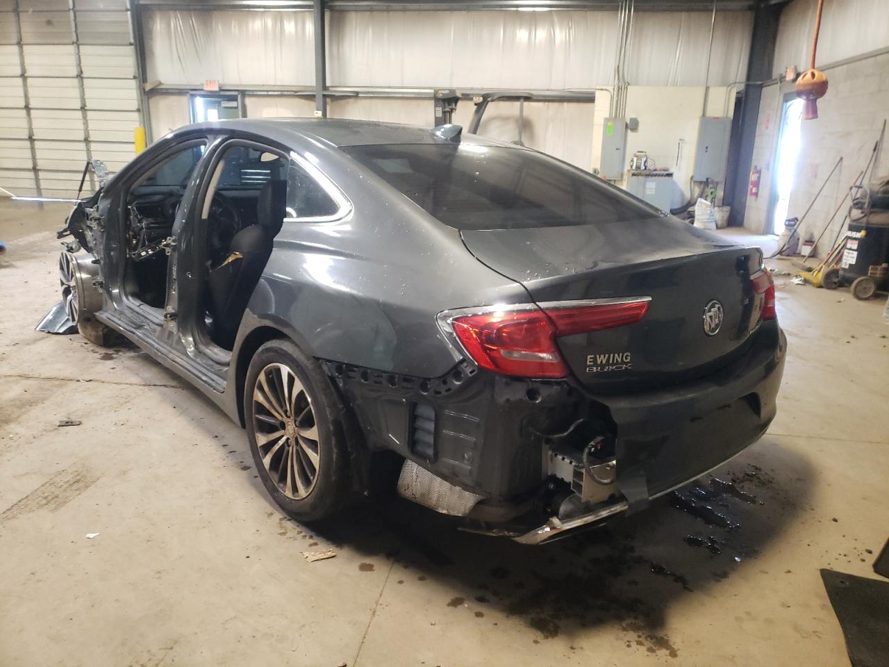Foto 3 de la subasta – 2017 BUICK LACROSSE E con VIN 1G4ZP5SS4HU163491