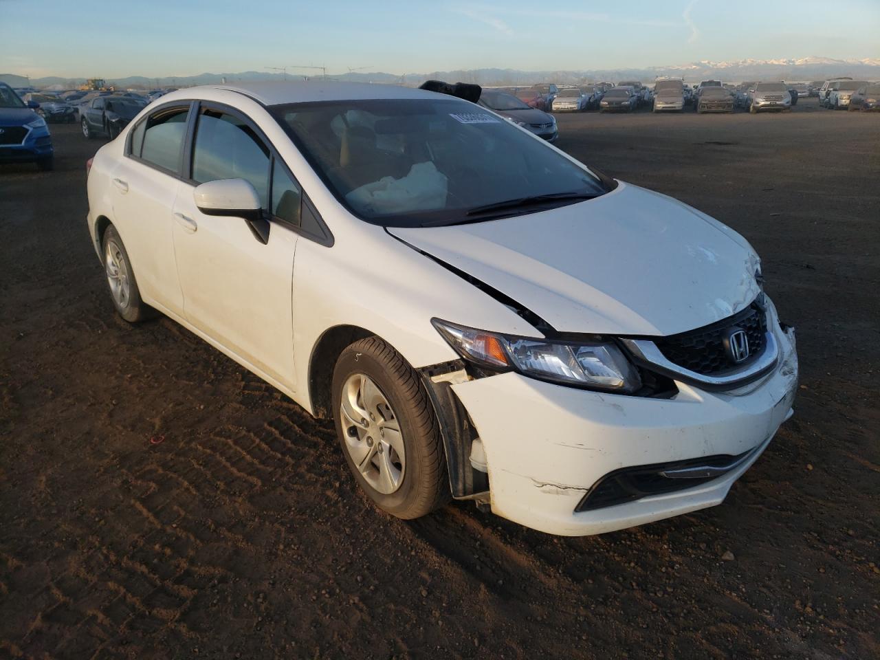 Zdjęcie 1 z aukcji – 2014 HONDA CIVIC LX z VIN 19XFB2F57EE005035
