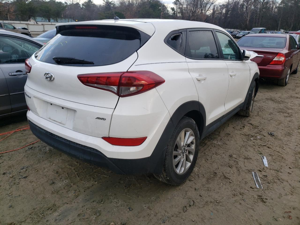 Photo 4 from auction – 2018 HYUNDAI TUCSON SE with VIN KM8J2CA45JU702483
