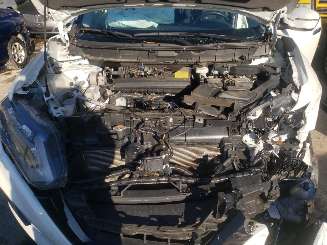 Photo 7 from auction – 2019 NISSAN ROGUE S with VIN 5N1AT2MT7KC744591