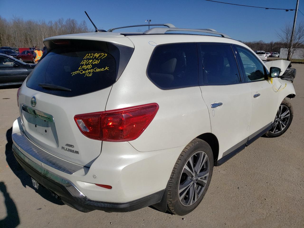 Photo 4 from auction – 2017 NISSAN PATHFINDER with VIN 5N1DR2MM9HC624918