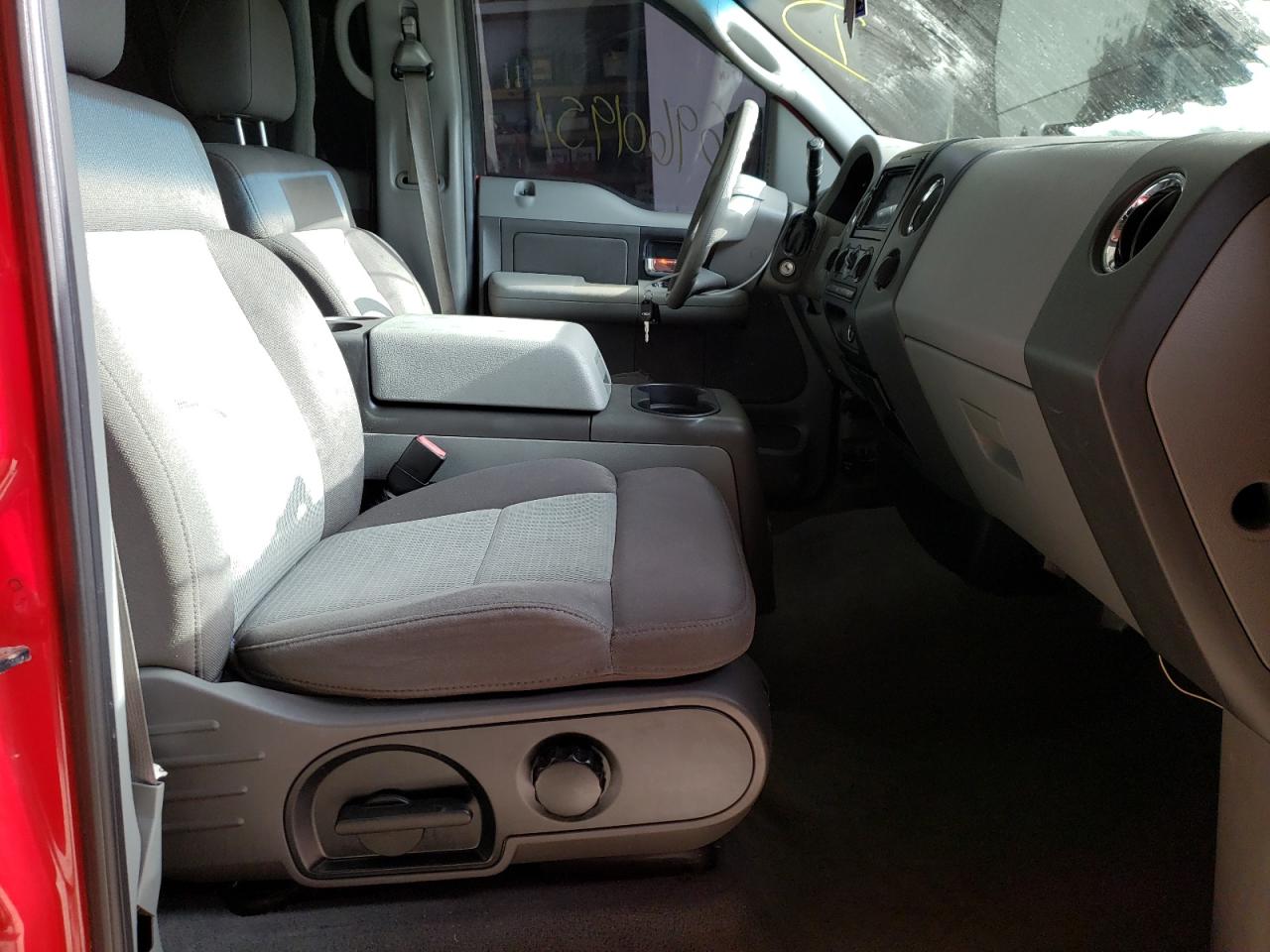 Photo 5 from auction – 2004 FORD F150 SUPER with VIN 1FTPW14504KC57050