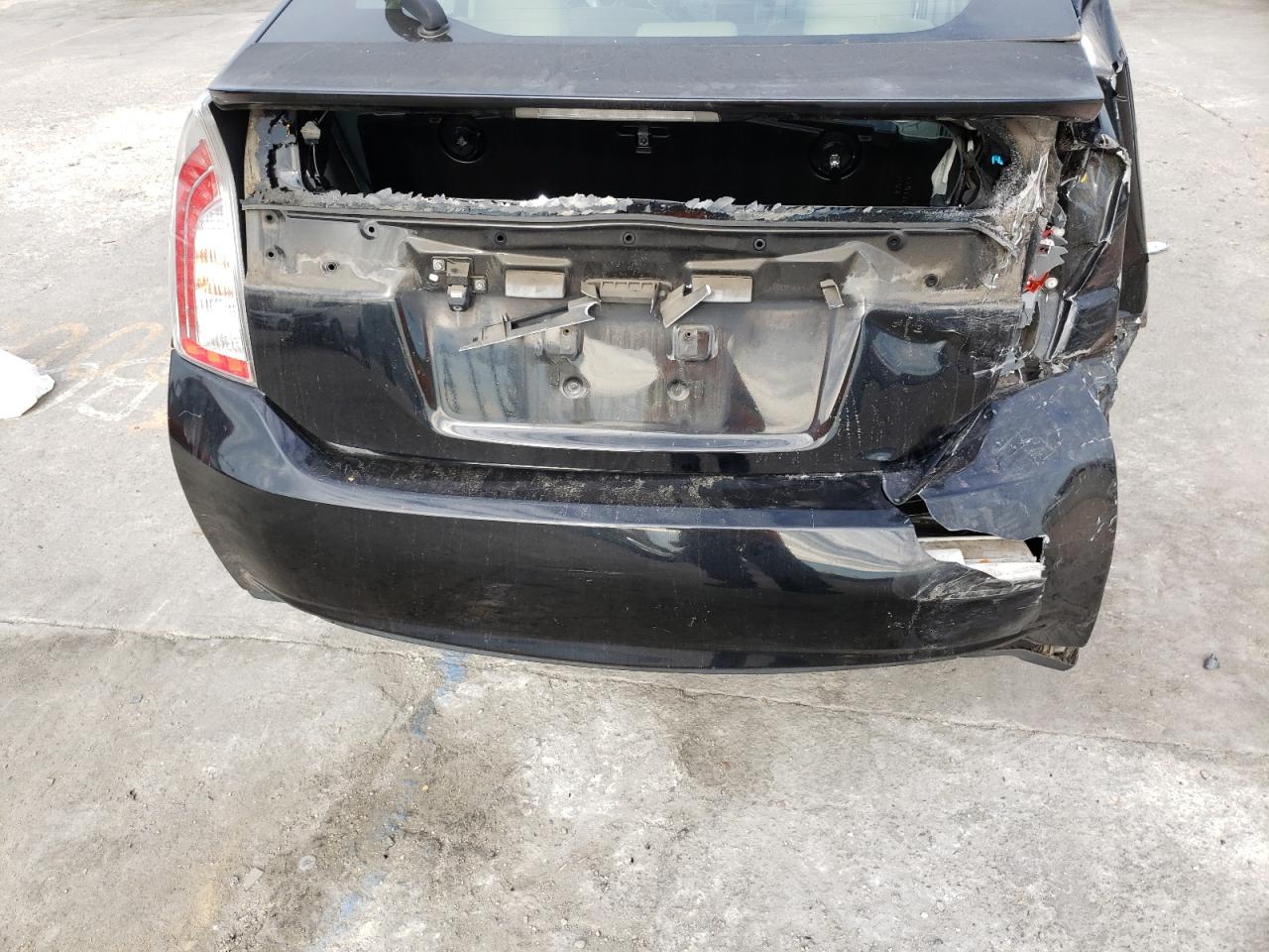 Photo 9 from auction – 2012 TOYOTA PRIUS with VIN JTDKN3DU8C5429810