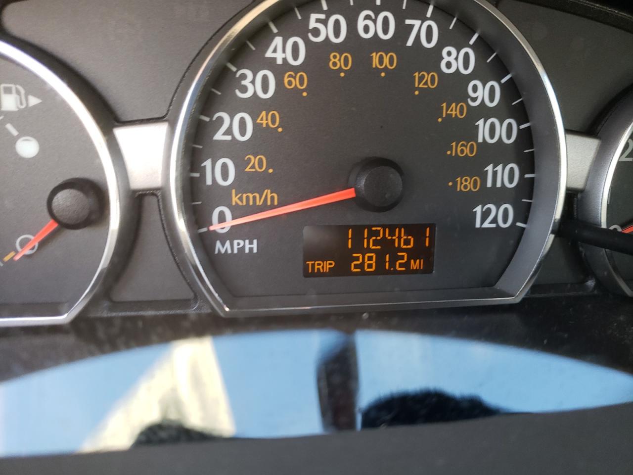 Photo 8 from auction – 2005 SATURN ION LEVEL with VIN 1G8AJ52F35Z132330