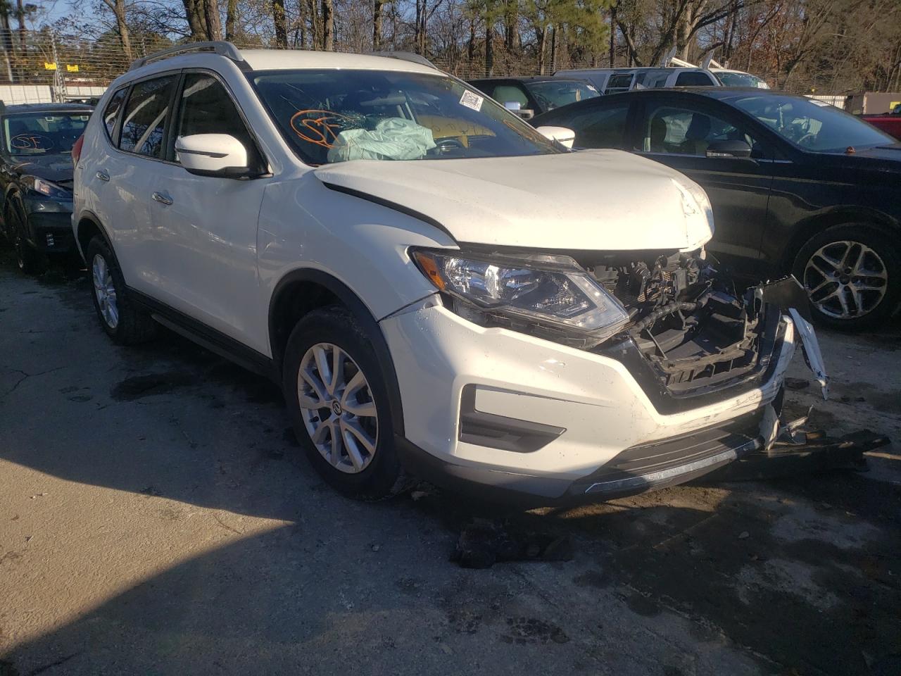 NISSAN ROGUE S 2019 with VIN 5N1AT2MT7KC744591 - Photo from auction