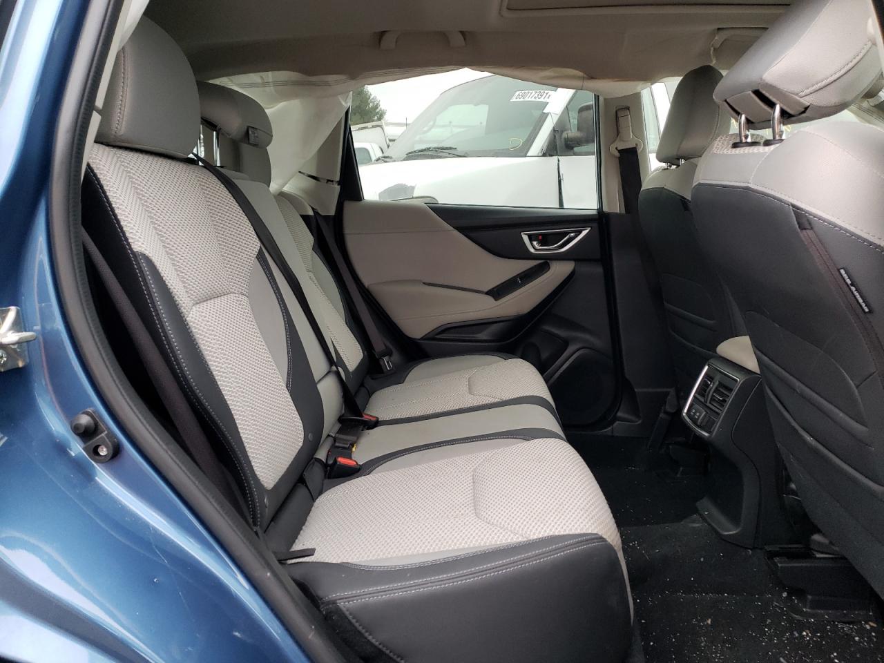 Photo 6 from auction – 2020 SUBARU FORESTER P with VIN JF2SKAJC3LH443087