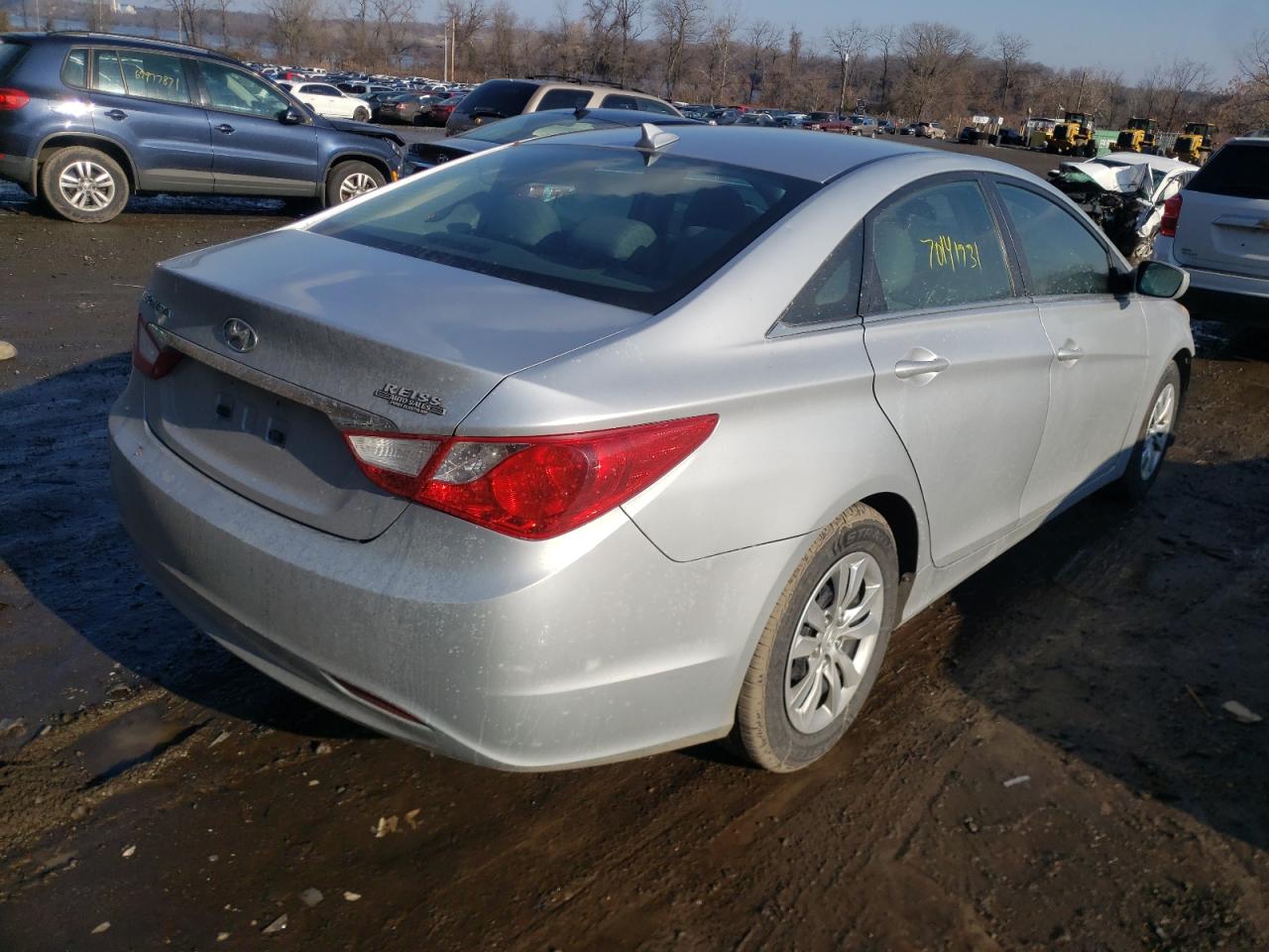 Photo 4 from auction – 2012 HYUNDAI SONATA GLS with VIN 5NPEB4AC2CH377274