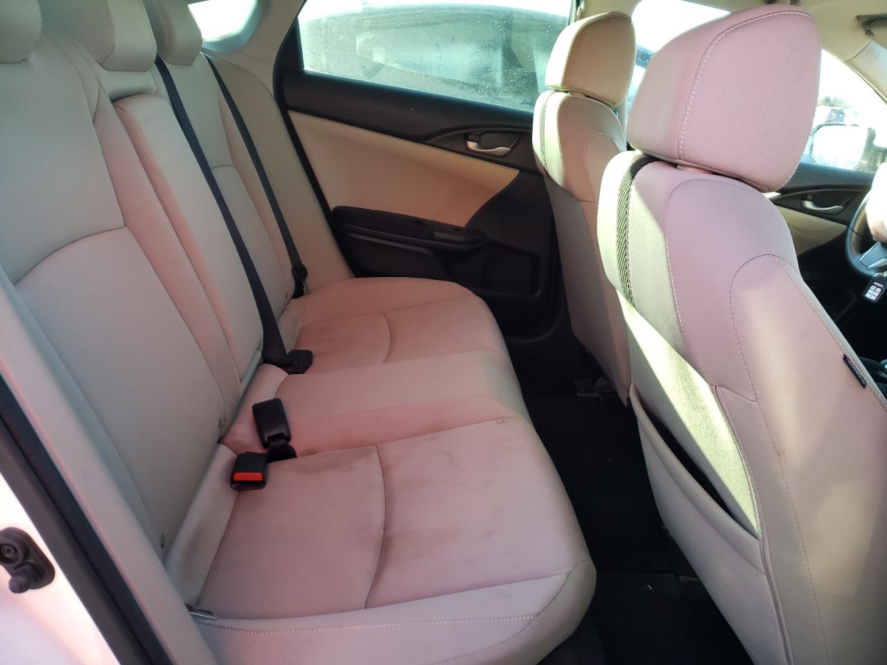 Photo 6 from auction – 2017 HONDA CIVIC EX with VIN 19XFC2F73HE071259